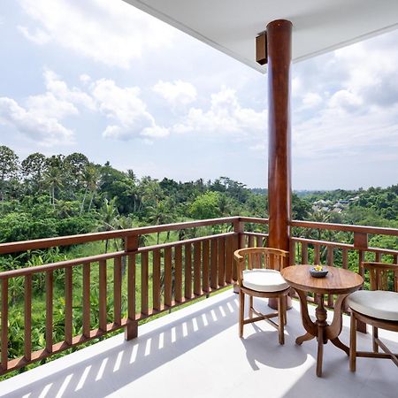 Swan Paradise A Pramana Experience กีอันยาร์ ภายนอก รูปภาพ