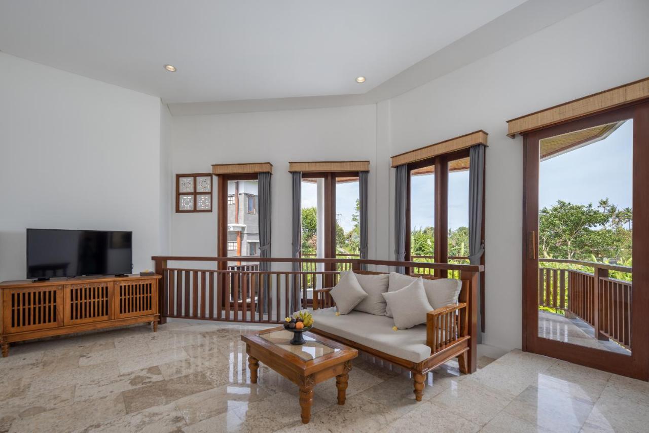 Swan Paradise A Pramana Experience กีอันยาร์ ภายนอก รูปภาพ