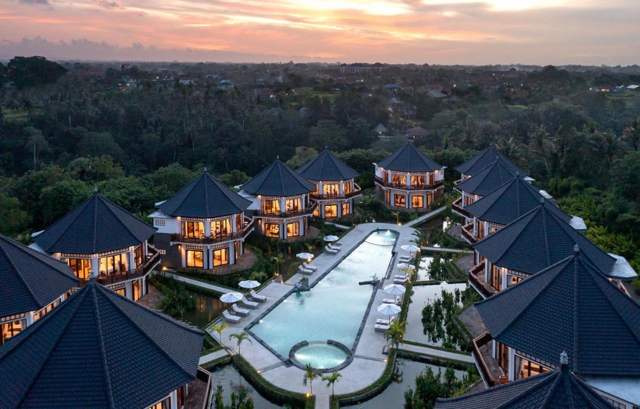 Swan Paradise A Pramana Experience กีอันยาร์ ภายนอก รูปภาพ