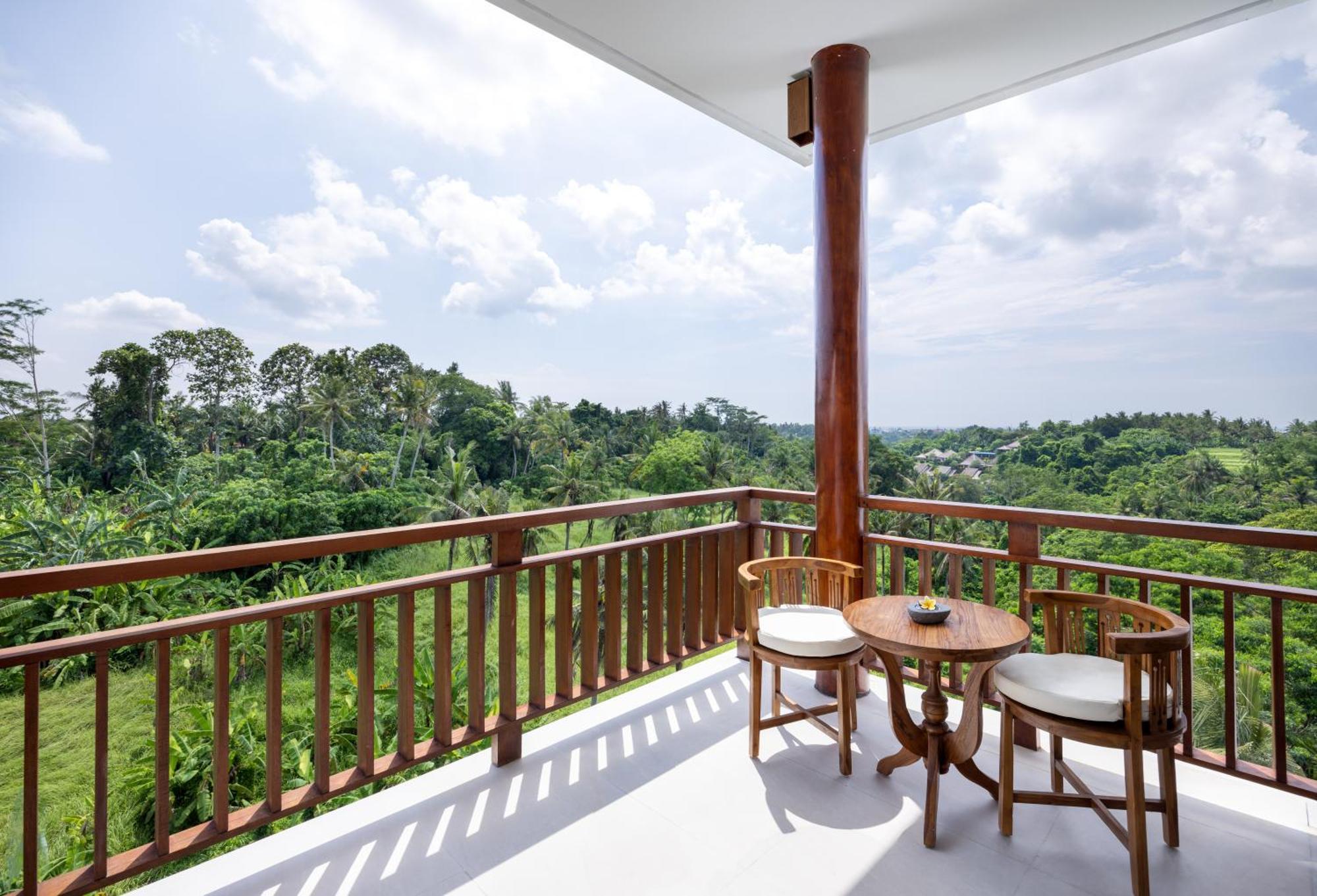 Swan Paradise A Pramana Experience กีอันยาร์ ภายนอก รูปภาพ
