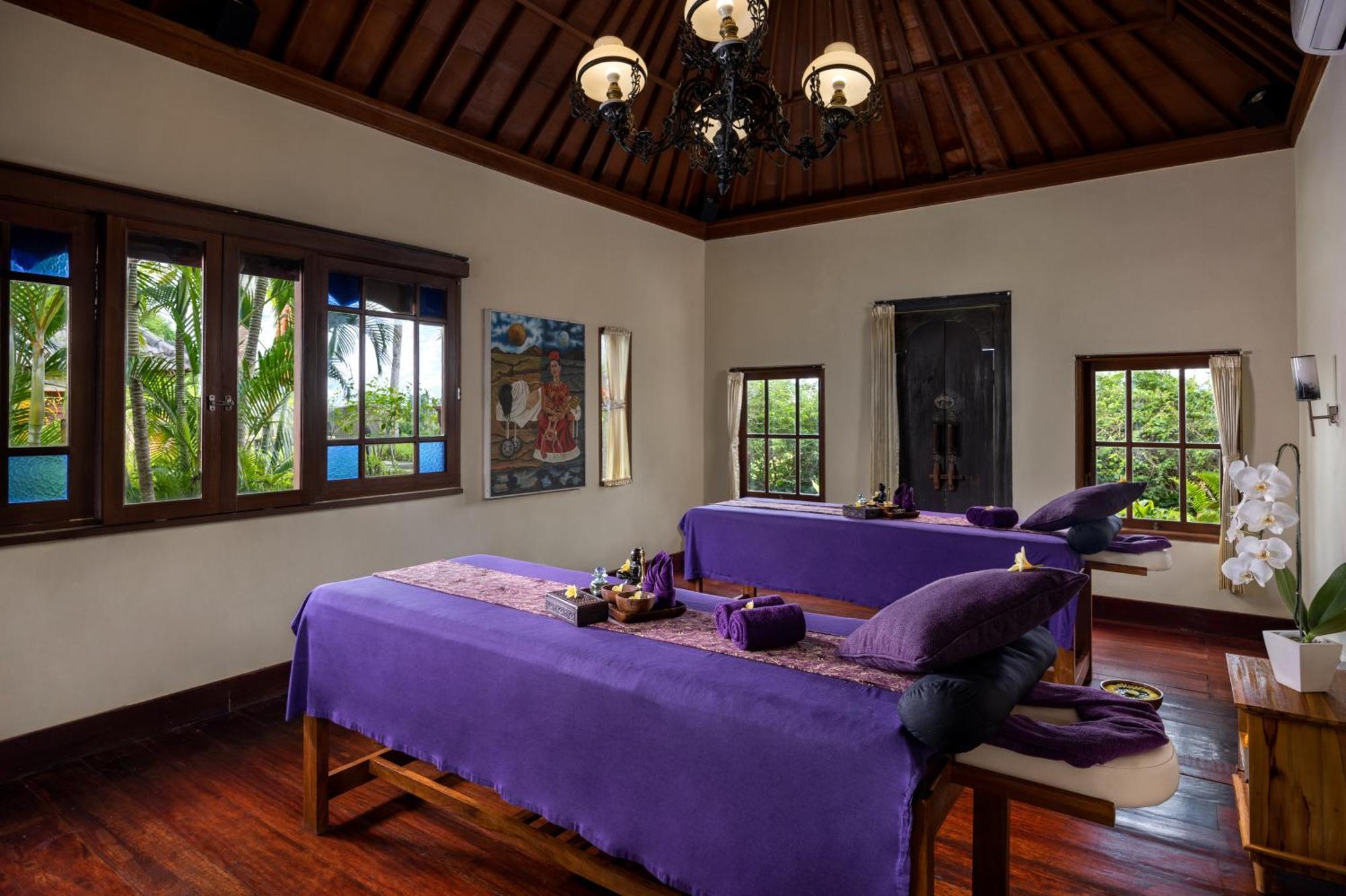 Swan Paradise A Pramana Experience กีอันยาร์ ภายนอก รูปภาพ