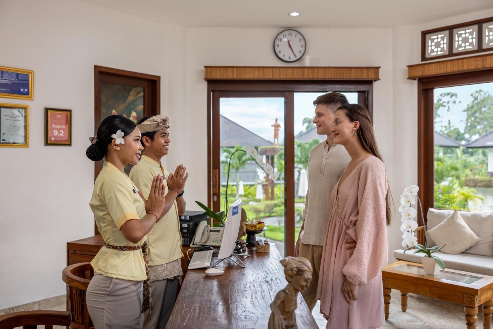 Swan Paradise A Pramana Experience กีอันยาร์ ภายนอก รูปภาพ