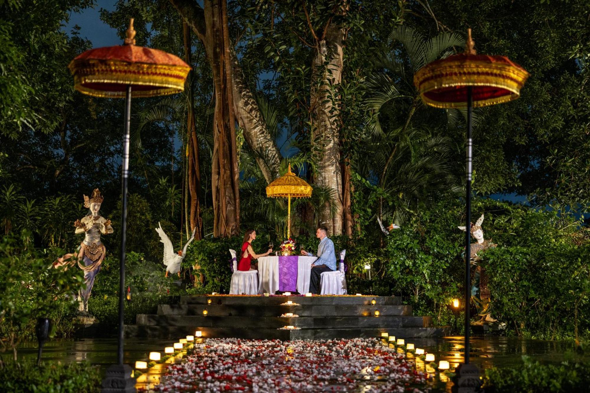 Swan Paradise A Pramana Experience กีอันยาร์ ภายนอก รูปภาพ
